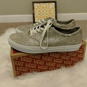 Vans "off the wall" women's winston shoe